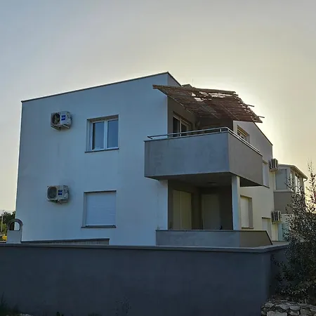 Apartman Dagmar * Vir
